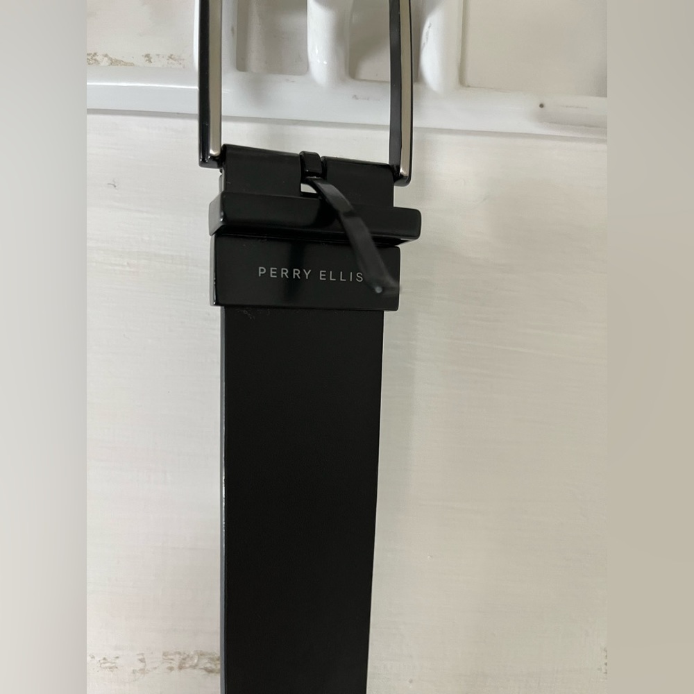 Perry Ellis 38w reversible black brown belt